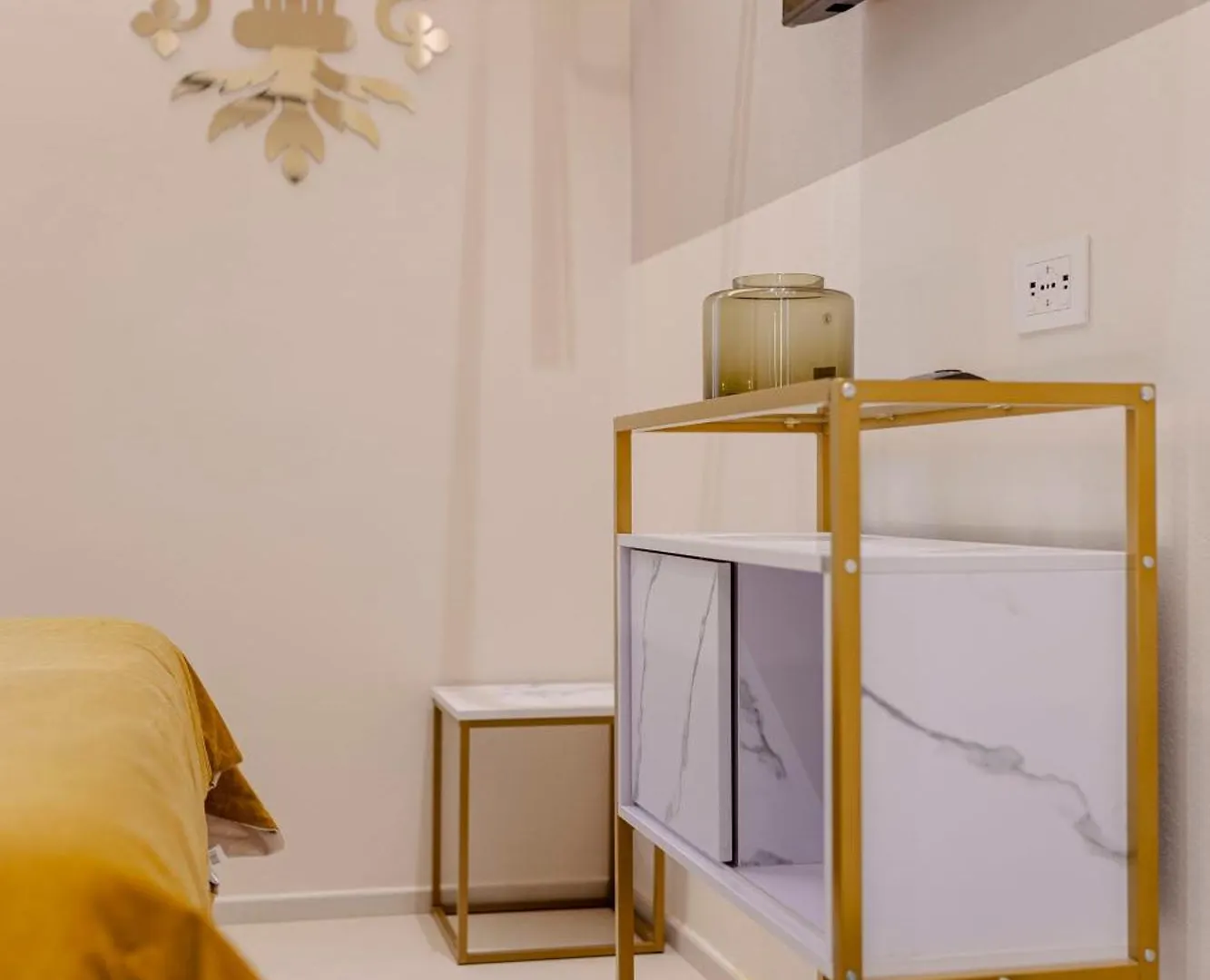 Florence Seasons B&B 0*,